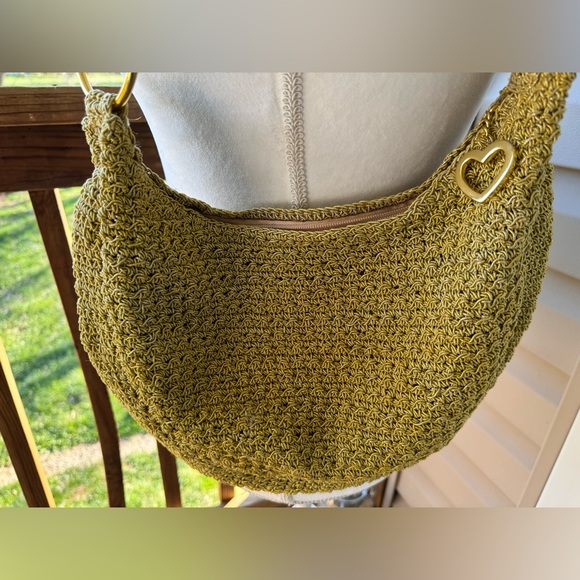 Y2K Gold Tone Mesh Purse Zip Closure Woven Straw Heart Keychain - Picture 3 of 7